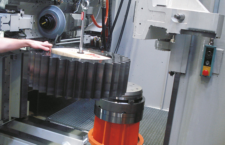 Processing of workpieces with cylindrical internal and external surfaces